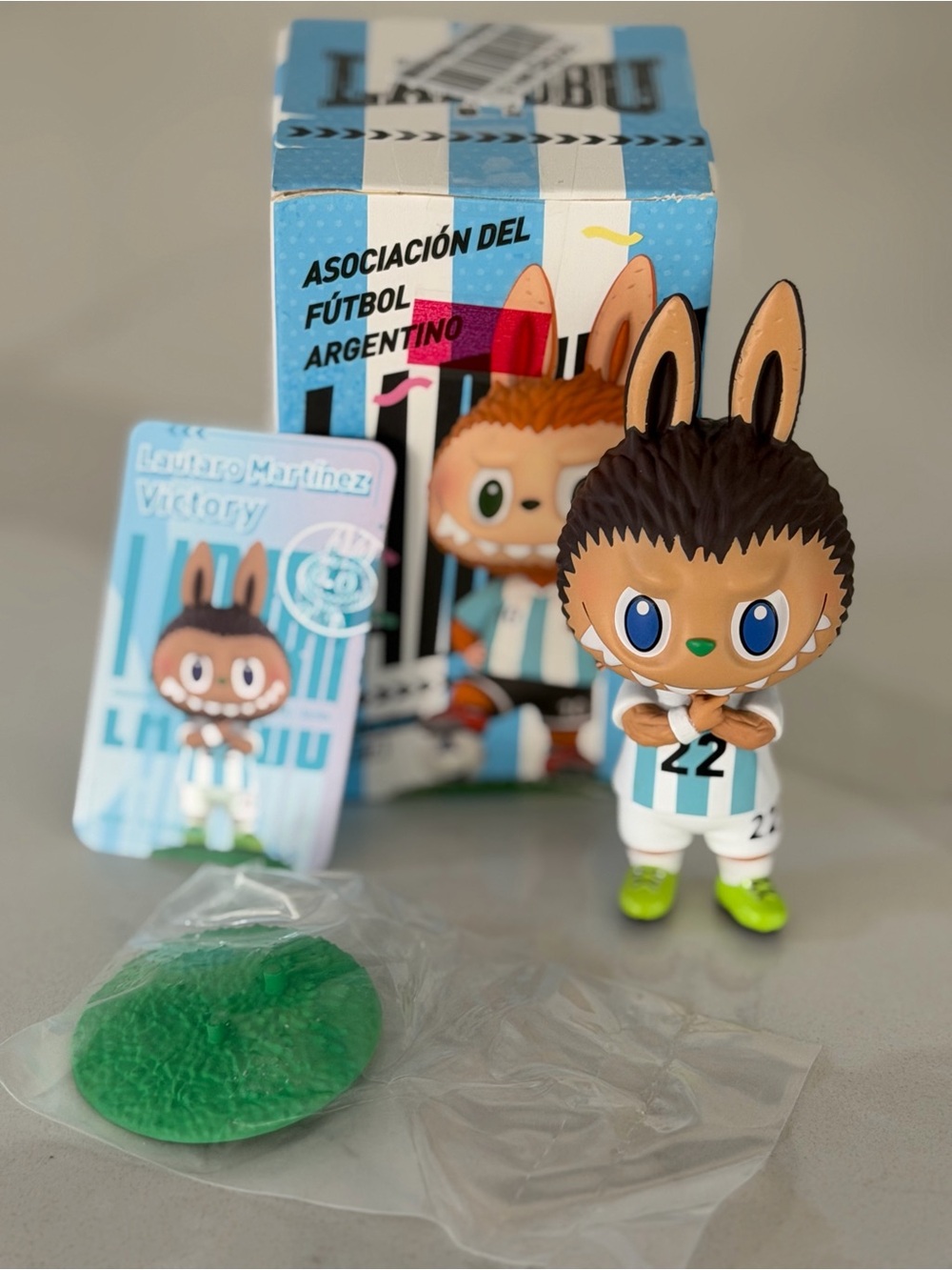 POP MART The MONSTERS Leandro Martinez- Argentina Soccer Figure